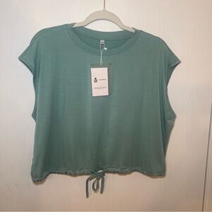 Neff Women's Casual Green Crop Top
